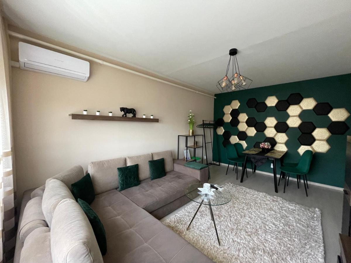 Bella Apartman Debrecen Extérieur photo