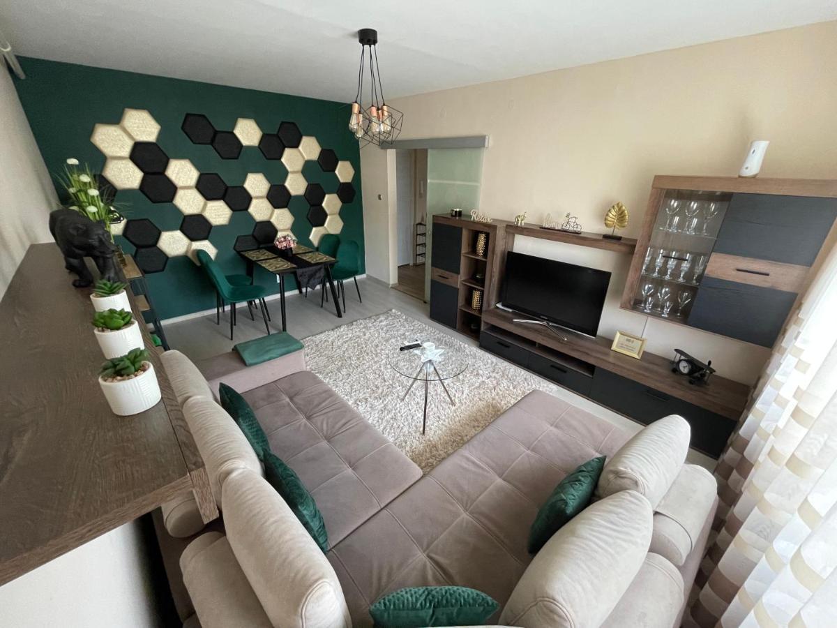 Bella Apartman Debrecen Extérieur photo