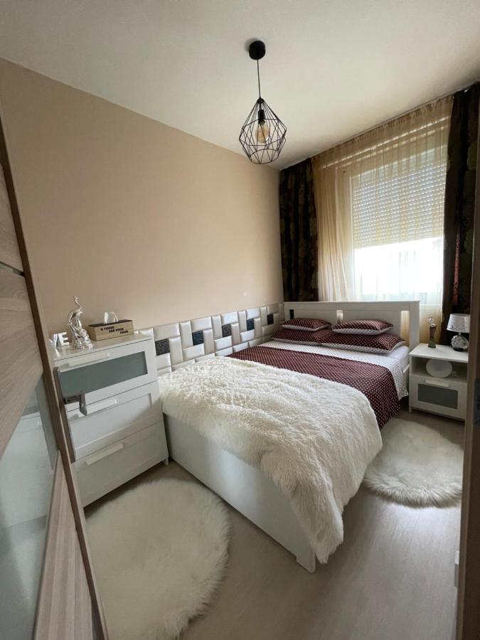 Bella Apartman Debrecen Extérieur photo