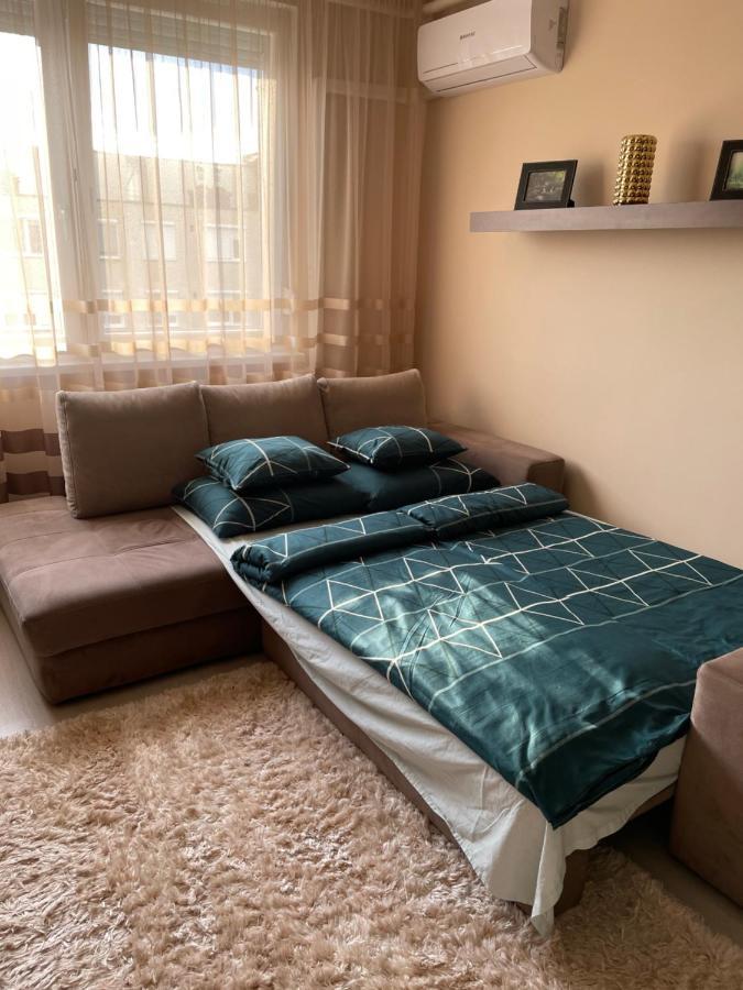 Bella Apartman Debrecen Extérieur photo